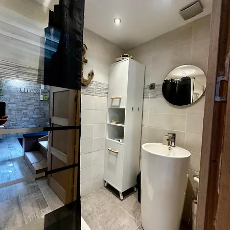 Appartement Maison Dans Les Remparts D'aigues-mortes *