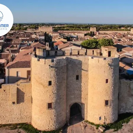 Maison Dans Les Remparts D'aigues-mortes